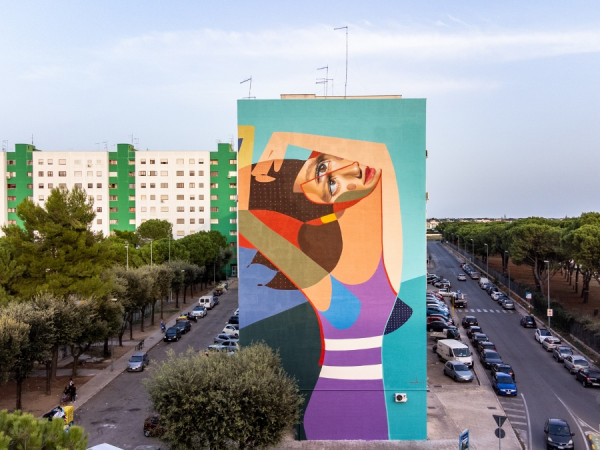 Un murale del progetto di street art "Trust" a Taranto.