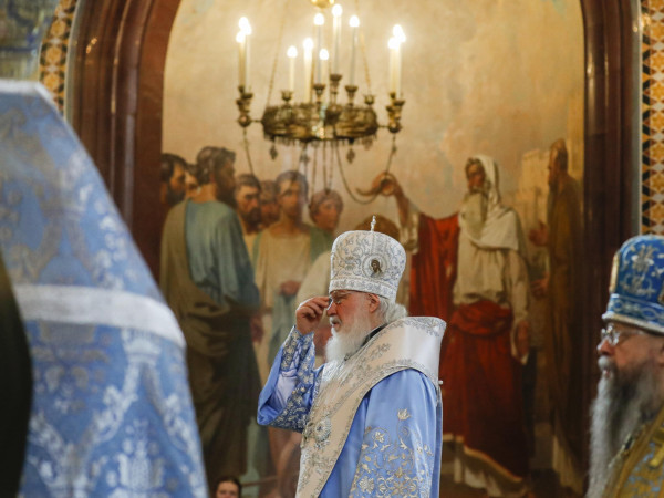 Il cardinale Kirill, patriarca della Chiesa ortodossa, durante il rito dell'Annunciazione.