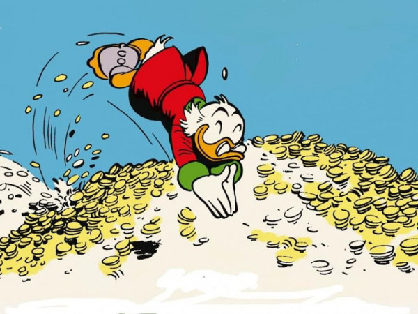 Storica illustrazione che raffigura l’avaro zio di Paperino mentre si tuffa in una montagna di monete d’oro (© Walt Disney Archives)