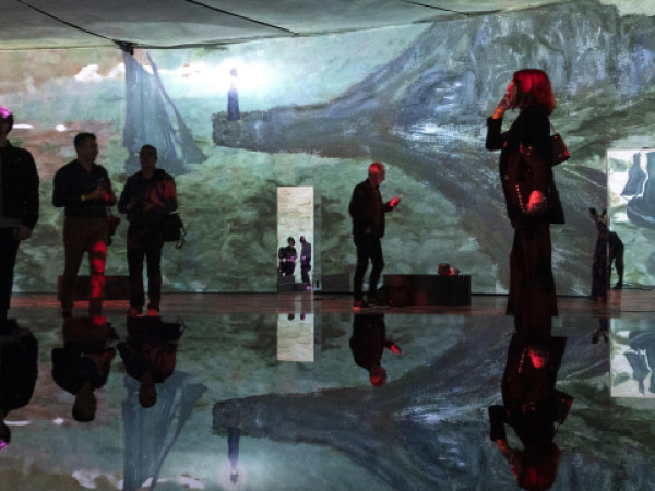 La la mostra immersiva 'Beyond Monet: The Immersive Experience' negli Ice Palace Studios di Miami, Florida, USA, 10 febbraio 2022.