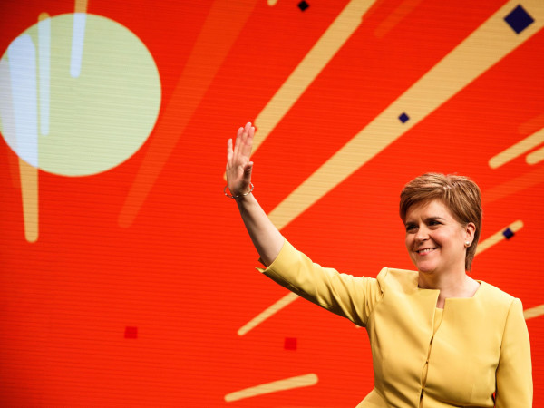 Nicola Sturgeon nel 2019, durante la conferenza del partito SNP a Edimburgo