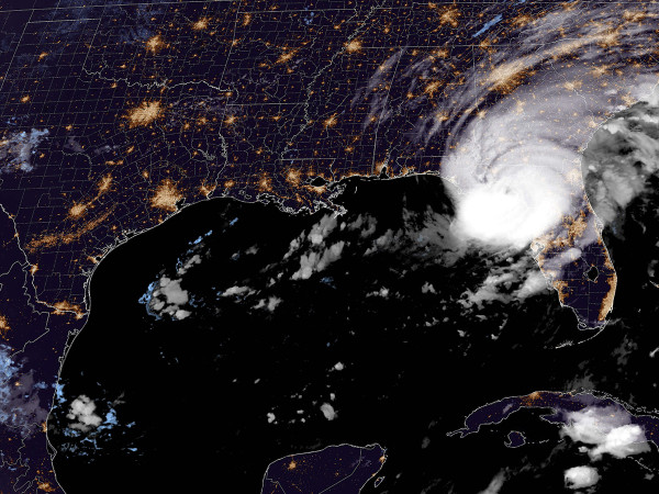 L'immagine satellitare dell'uragano Idalia, nella zona di Big Bend in Florida, sul Golfo del Messico
