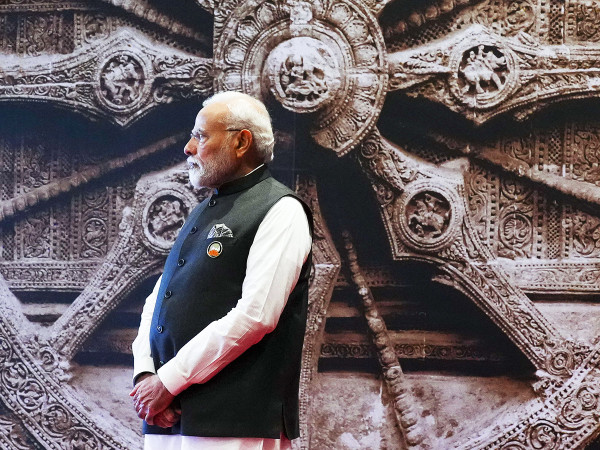Narendra Modi, primo ministro indiano, attende i partecipanti del G20