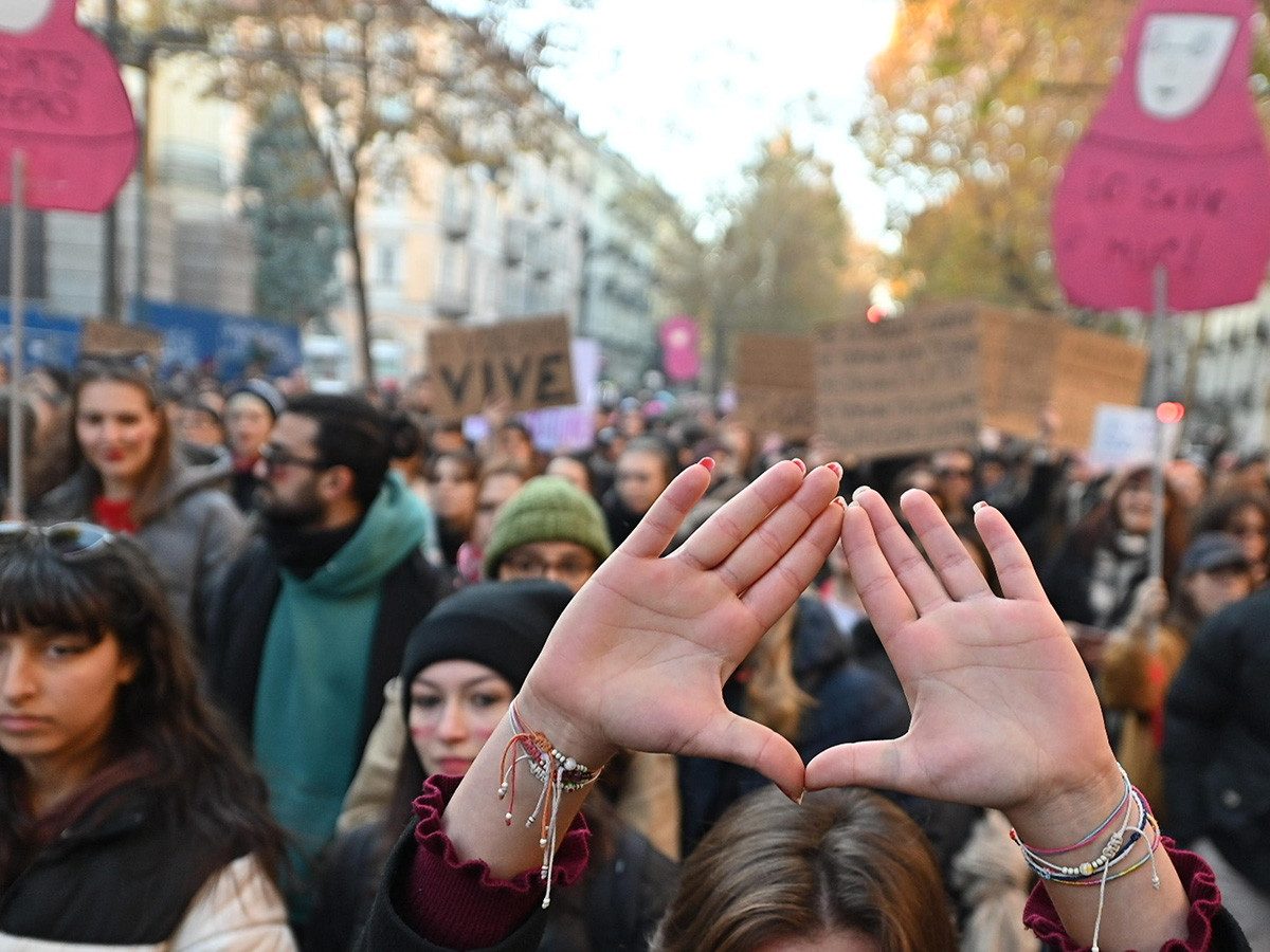 Torino. Il corteo dell'associazione Non una di meno contro la violenza sulle donne, 25 Novembre 2023