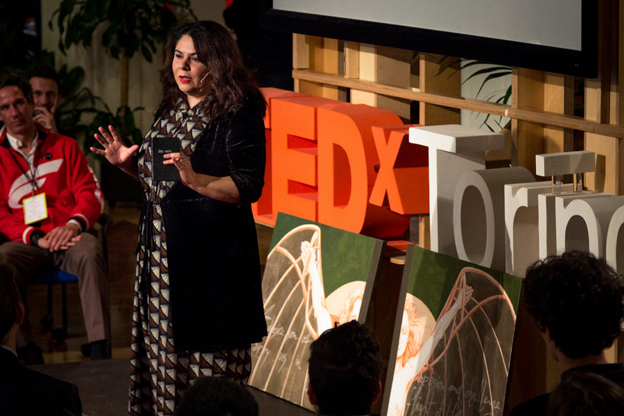 La scrittrice Michela Murgia durante l'evento "Genius Ex Machina" organizzato da TEDx Torino nel 2019