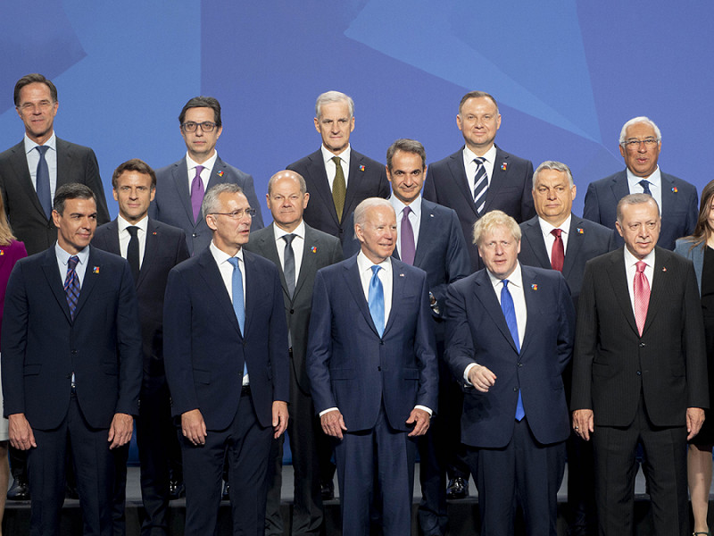 Leader riuniti al Summit della NATO presso il centro congressi IFEMA a Madrid il 29 giugno. Nell'agenda dell'incontro, anche il tema dell'adesione di Finlandia e Svezia