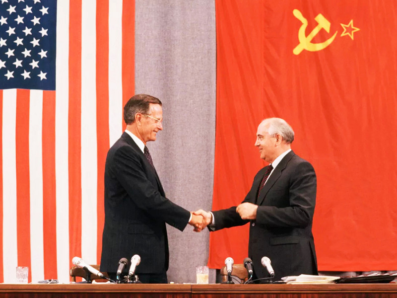 Bush e Gorbaciov alla conferenza stampa per il summit di Mosca il 31 July 1991