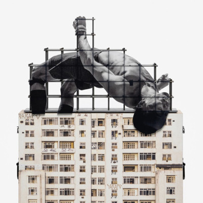 Rio De Janeiro (Brasile). Giants, High Jump in Rio è l’ultima installazione dell’artista JR, che sfrutta le impalcature per collocare i suoi “giganti” in luoghi spettacolari in tutto il mondo e mettere in luce gli “eroi di tutti i giorni”, offrendo un’alternativa alle pubblicità che avvolgono le città.