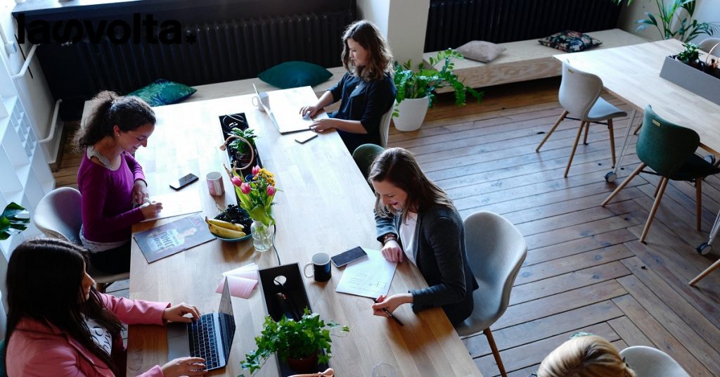 Quali sono gli ostacoli che bloccano le donne sul lavoro