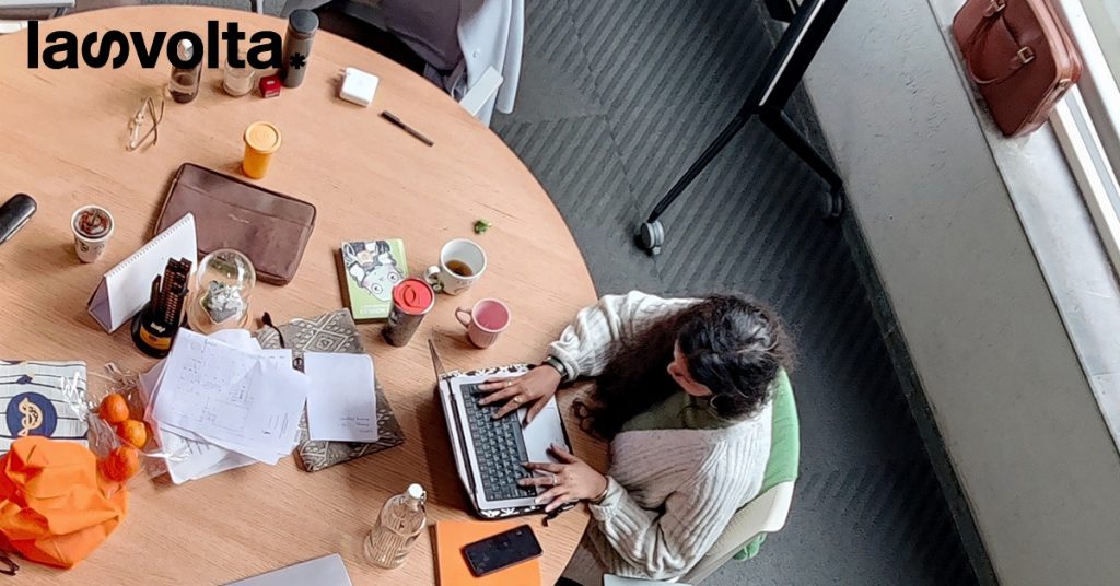 Se il reddito femminile cresce, il lavoro domestico diventa più equo