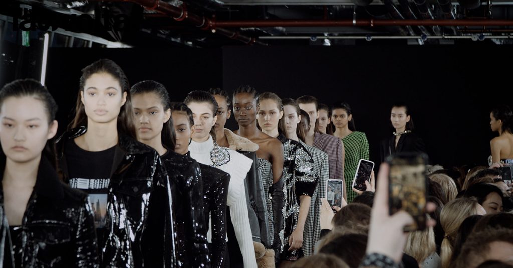 “Slay”, il documentario che scava sotto le pelli (animali) della moda
