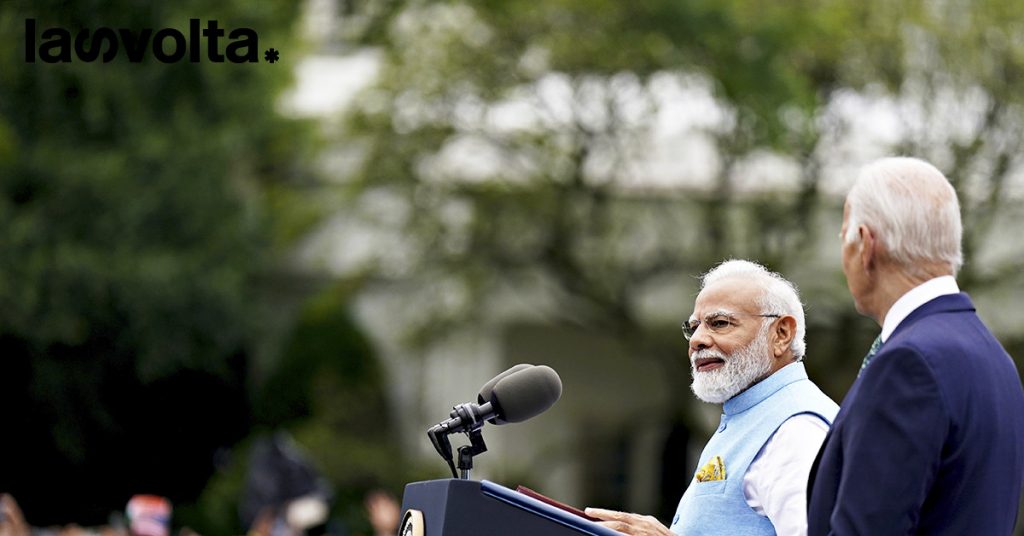Narendra Modi: il premier indiano che fa yoga visita gli Usa