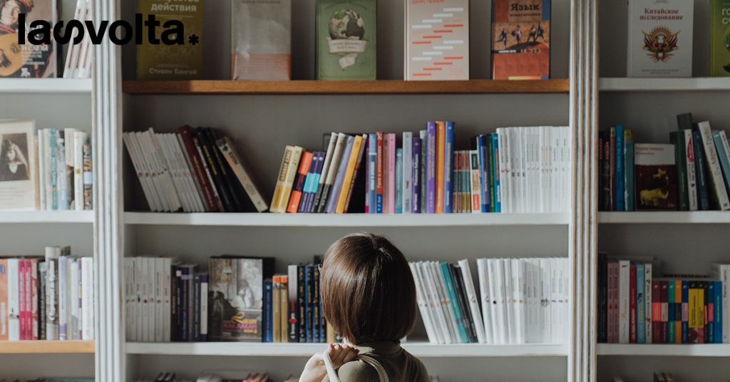 La Francia impone una tassa per i libri acquistati online
