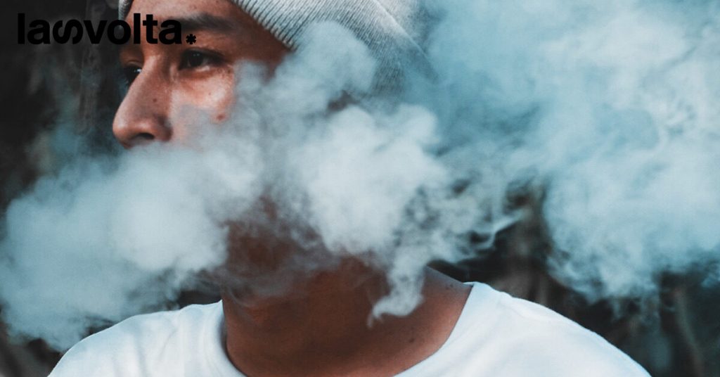 Italia: il fumo diminuisce, lo svapo è in aumento