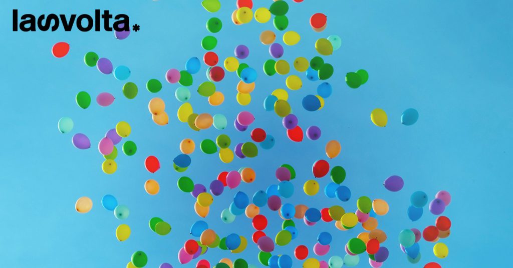 Basta palloncini in volo: l’appello di Plastic Free accolto dai Comuni
