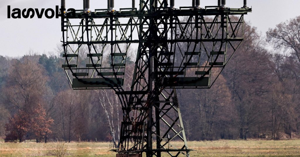 Sabotaggio del gruppo Vulkan alla fabbrica Tesla in Germania. Musk: “Eco-terroristi più stupidi della Terra”