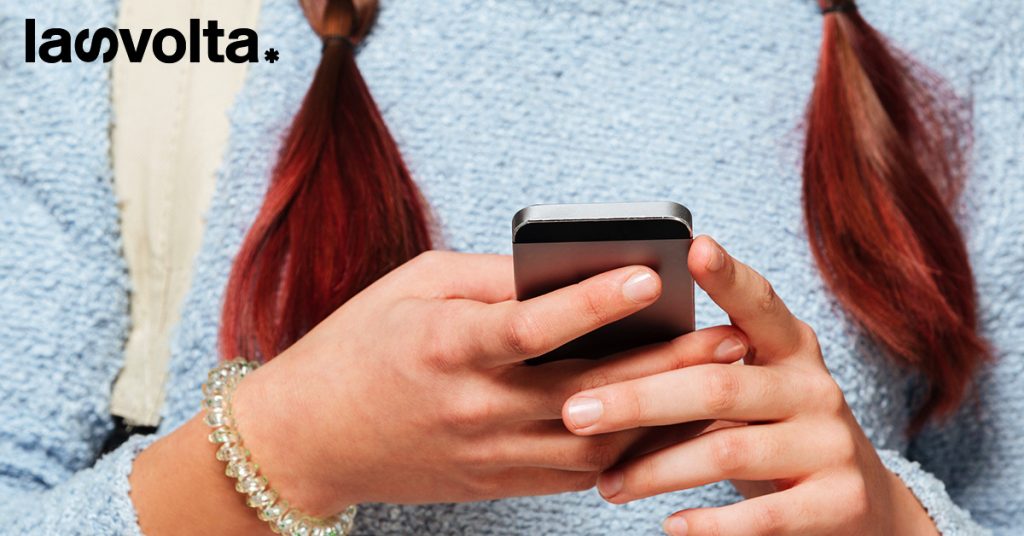 Usa: molte scuole vietano gli smartphone. Ma non tutti sono d’accordo