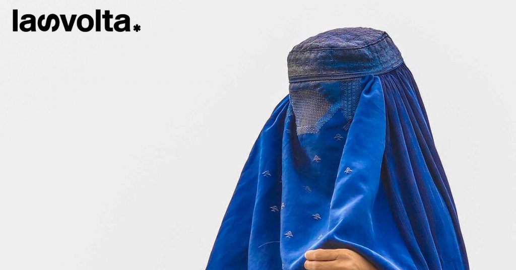Afghanistan: tornano le fustigazioni e le lapidazioni pubbliche per le donne