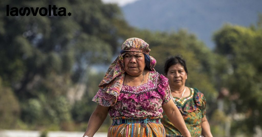 Le spiagge del Guatemala sono ricoperte da plastica