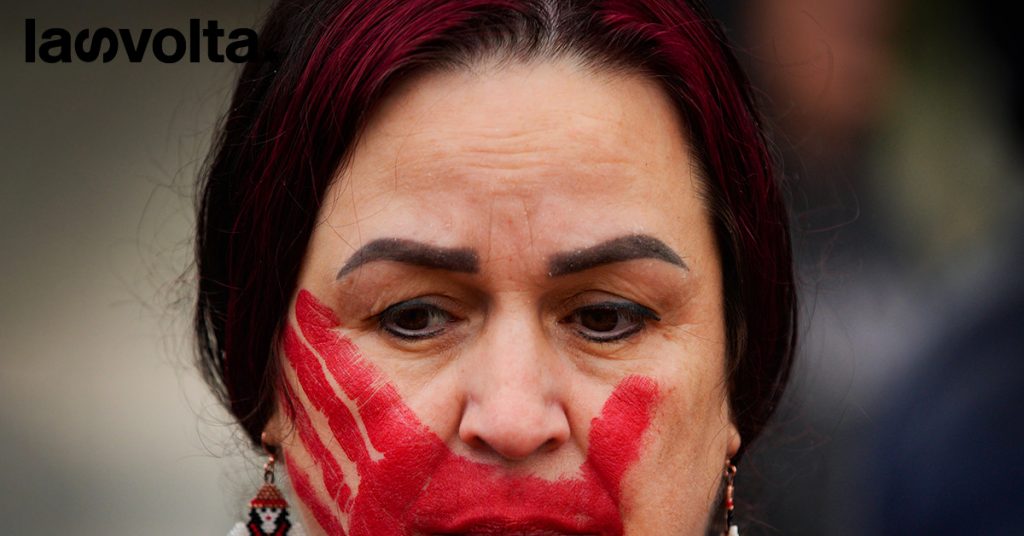 Canada: il Red Dress Day contro il rapimento e l’omicidio delle ragazze indigene