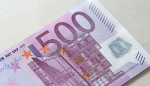 500 euro - fonte_Canva - LaSvolta.it