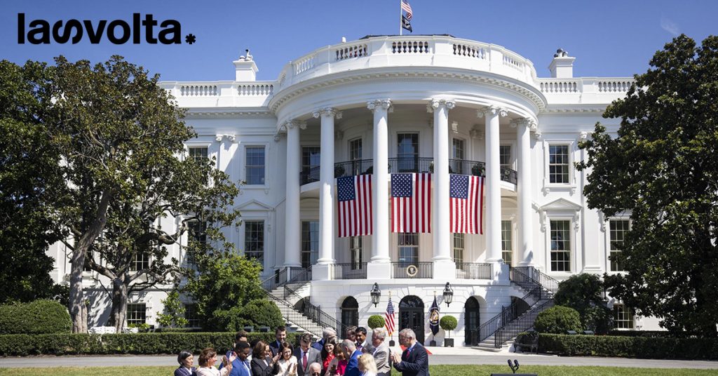 Biden condonerà i debiti studenteschi?