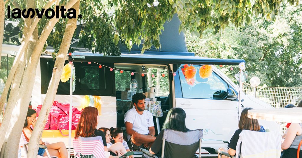 Non è tutto rosa: il networking femminile è on the road