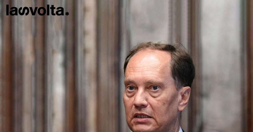 Dal Movimento Sociale Italiano a FdI: chi è Luca Ciriani?