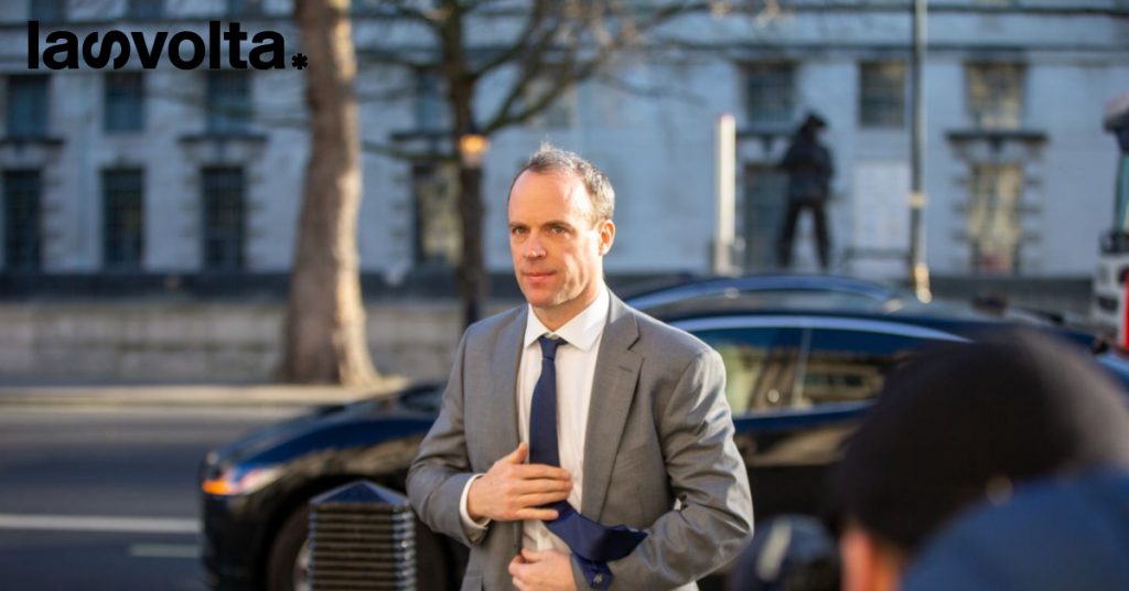 Uk: Dominic Raab accusato di aver rallentato la fuga da Kabul