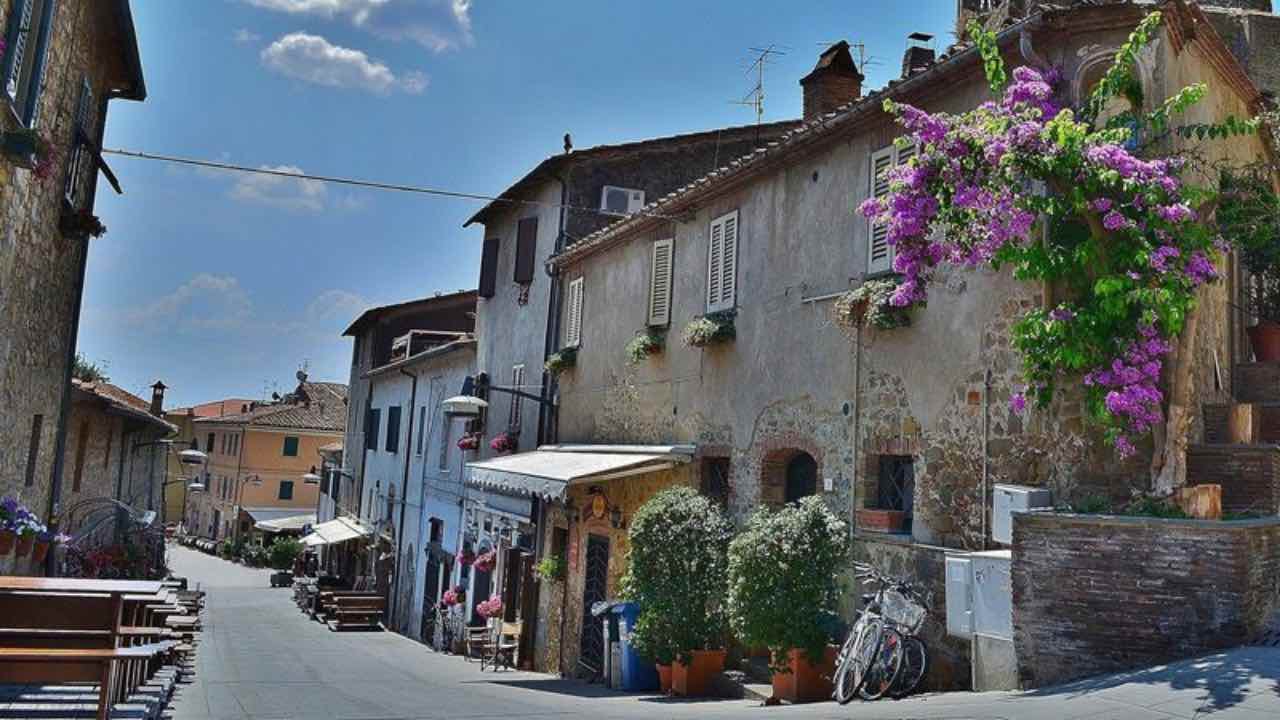 La chiamano LITTLE SVIZZERA, ma la troviamo nel cuore dell’Italia | Ha le carte in regole per essere un vero paradiso