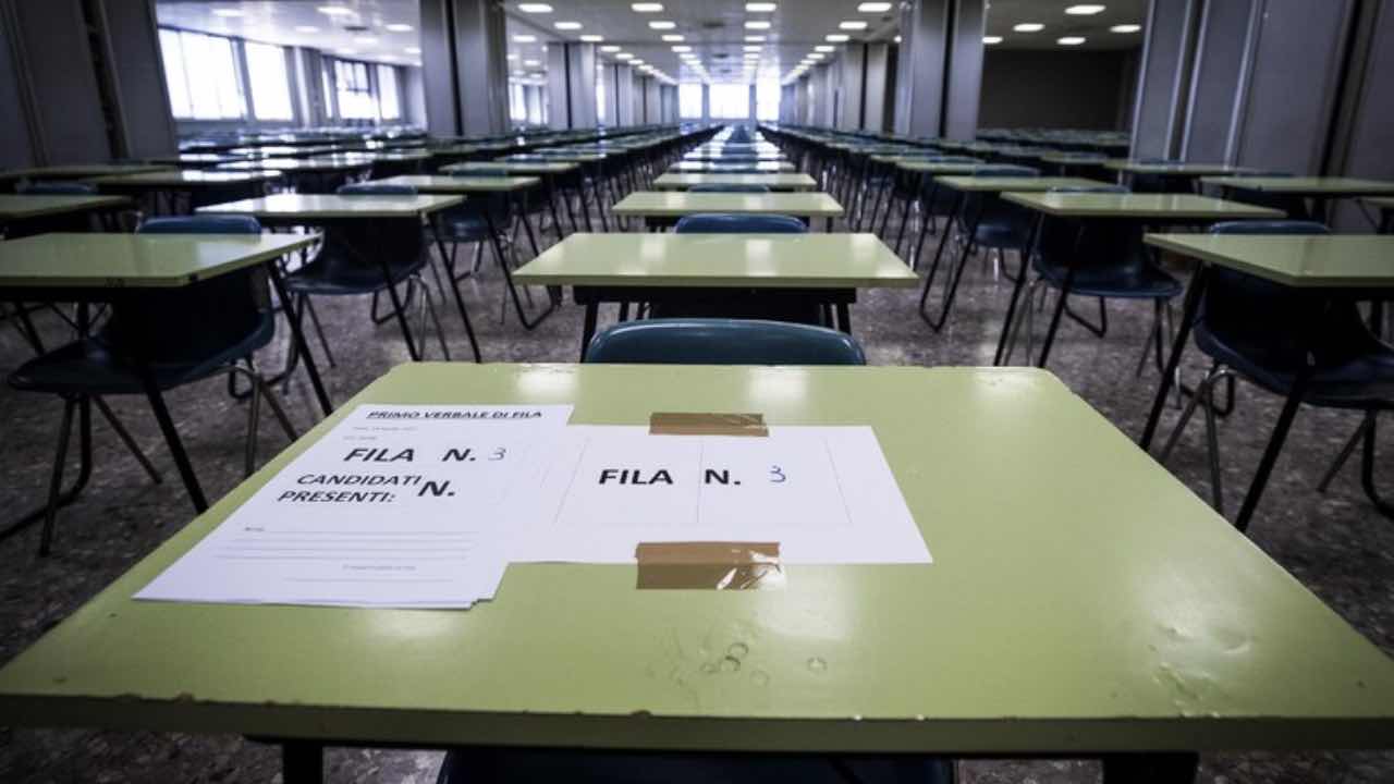 Si aprono le porte del MINISTERO più ambito, con un concorso in scadenza tra poche ore | € 24.000 e serve solo il diploma