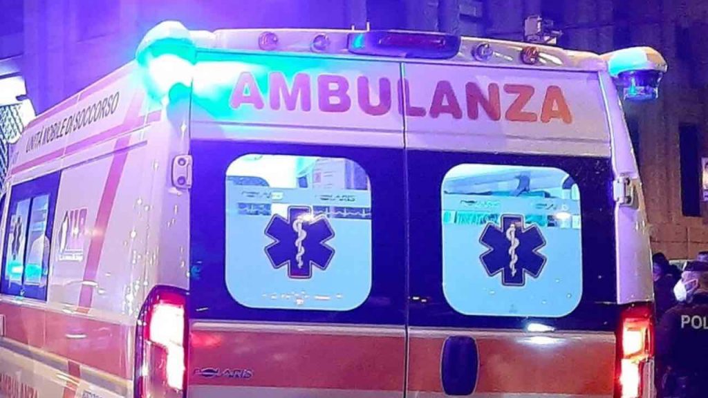 Ambulanza - fonte_Ansa - LaSvolta.it