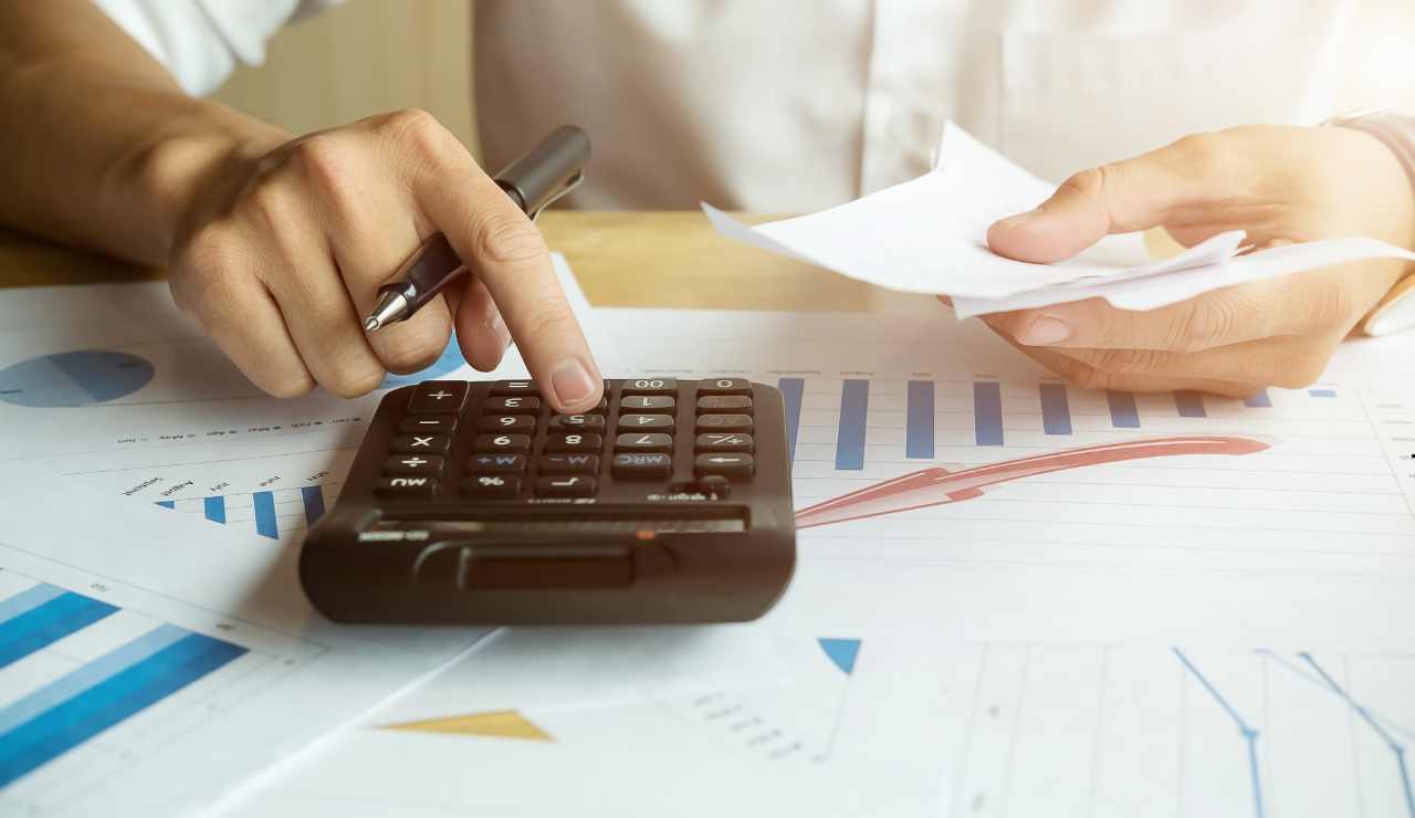 BOLLETTA PESANTE: la colpa è dell’elettrodomestico che utilizzi sempre | Ti costa € 150 ogni mese