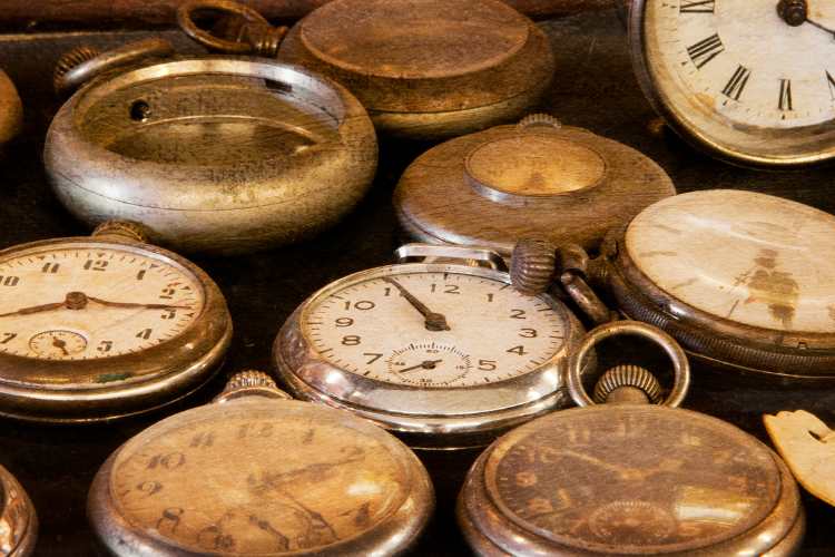 Orologio storico - fonte_Canva - LaSvolta.it