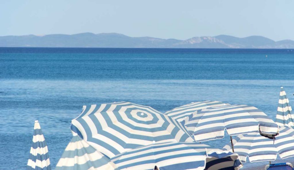 Spiagge italiane - fonte_Canva - LaSvolta.it