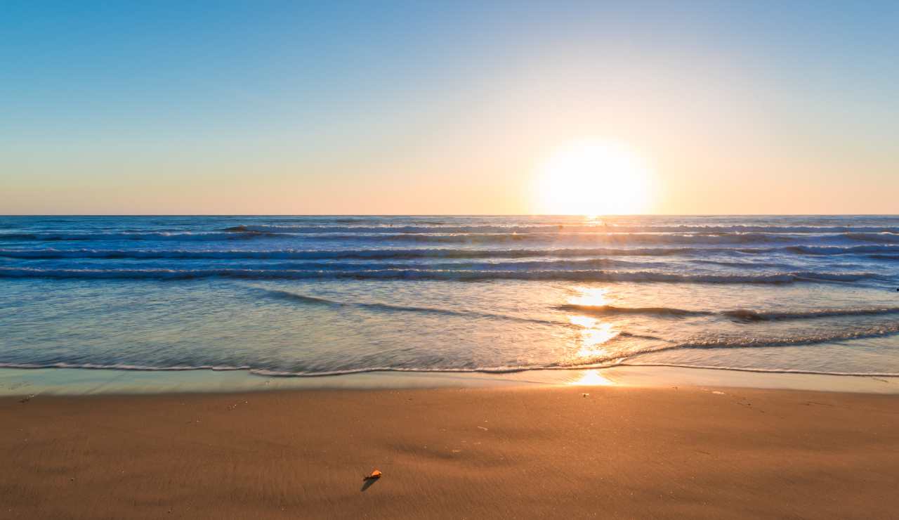 Altro che Maldive, la SPIAGGIA PIÙ BELLA si trova in Italia | Potresti conoscerla come “Piccola Tahiti”