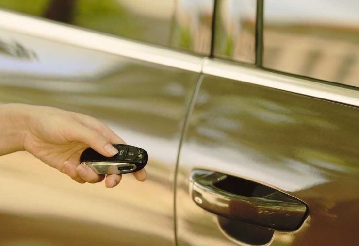 Furto auto: tecnica del trenino
