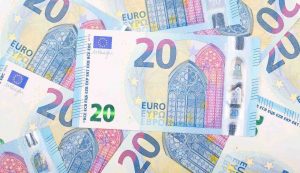 Banconota da € 20 - fonte_Canva - Lasvolta.it