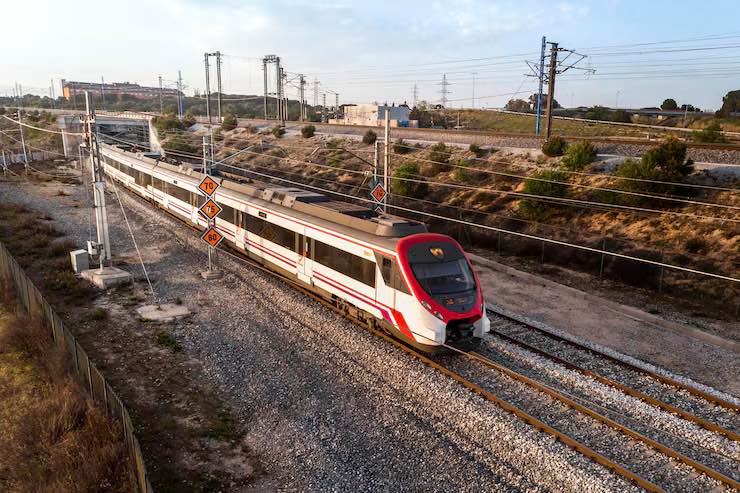 Ferrovie dello Stato - fonte_Freepik - LaSvolta.it