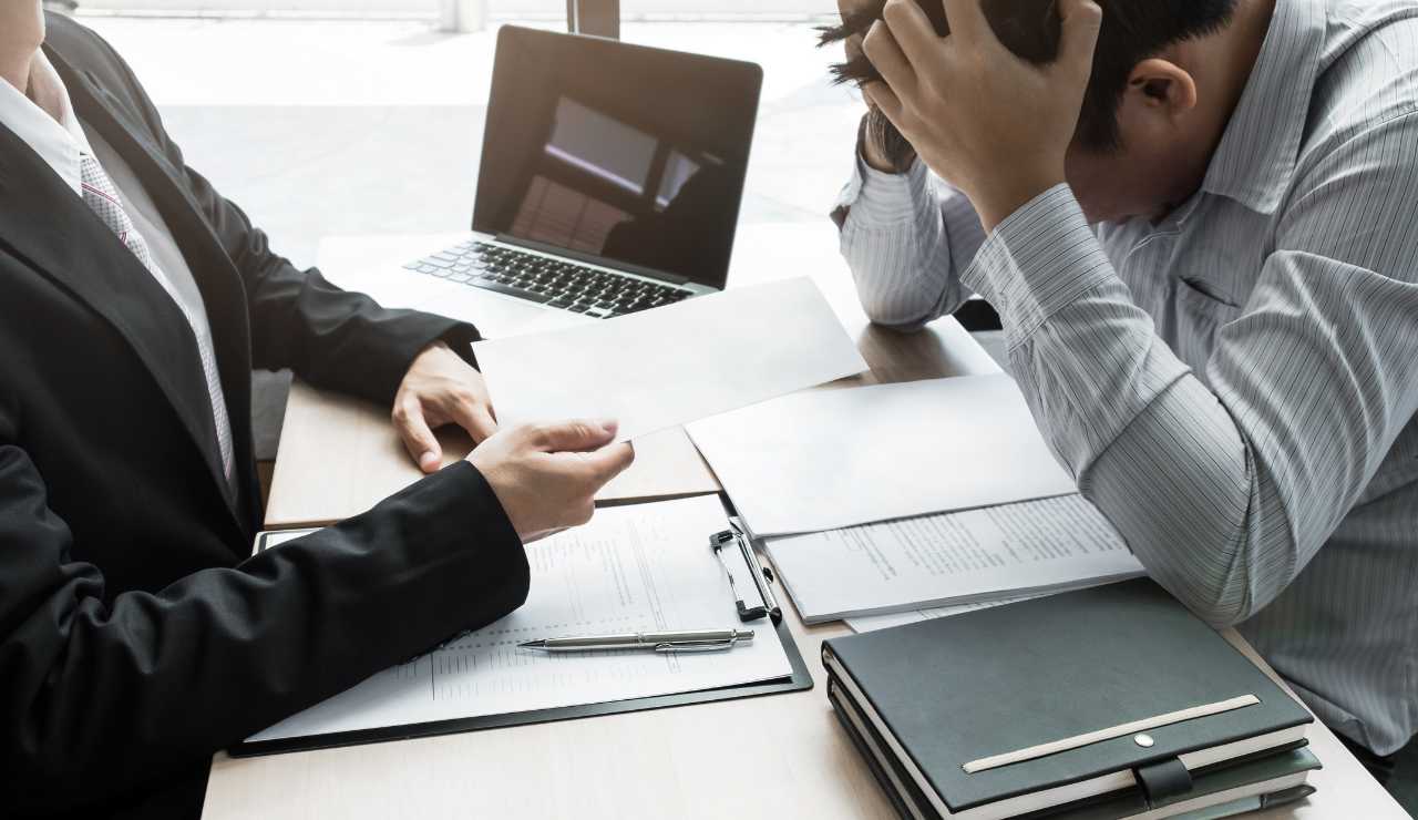 Licenziamento - fonte_Canva - LaSvolta.it