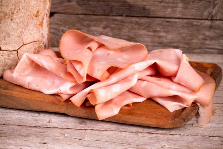 Mortadella - fonte_Canva - LaSvolta.it