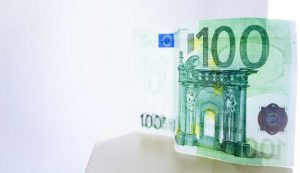 € 100 - fonte_Canva - LaSvolta.it