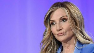 Lorella Cuccarini - fonte_web - LaSvolta.it