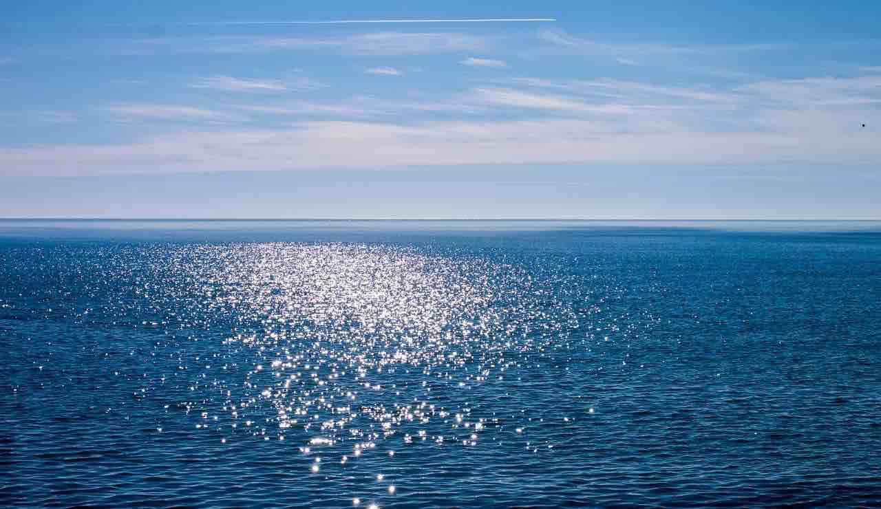 Il mare cresce in maniera incontrollata, chiaro il segnale che le cose non stanno andando come vorremmo