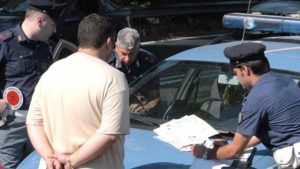 Posto di blocco - fonte_Ansa - LaSvolta.it