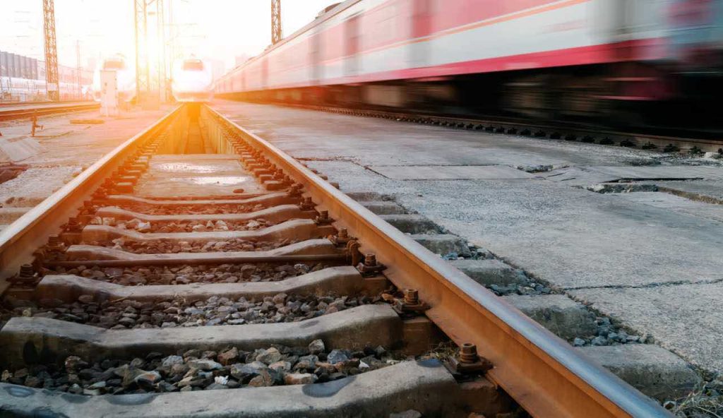 Terrore sul treno - fonte_Canva - LaSvolta.it